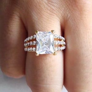 White Sapphire Ring Size 7.5